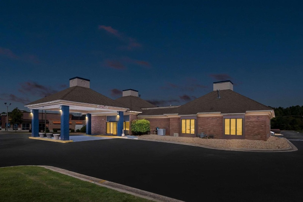 Quality Inn & Suites Fayetteville I-95